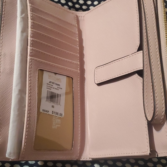 Michael Kors clutch purse - Picture 2 of 4